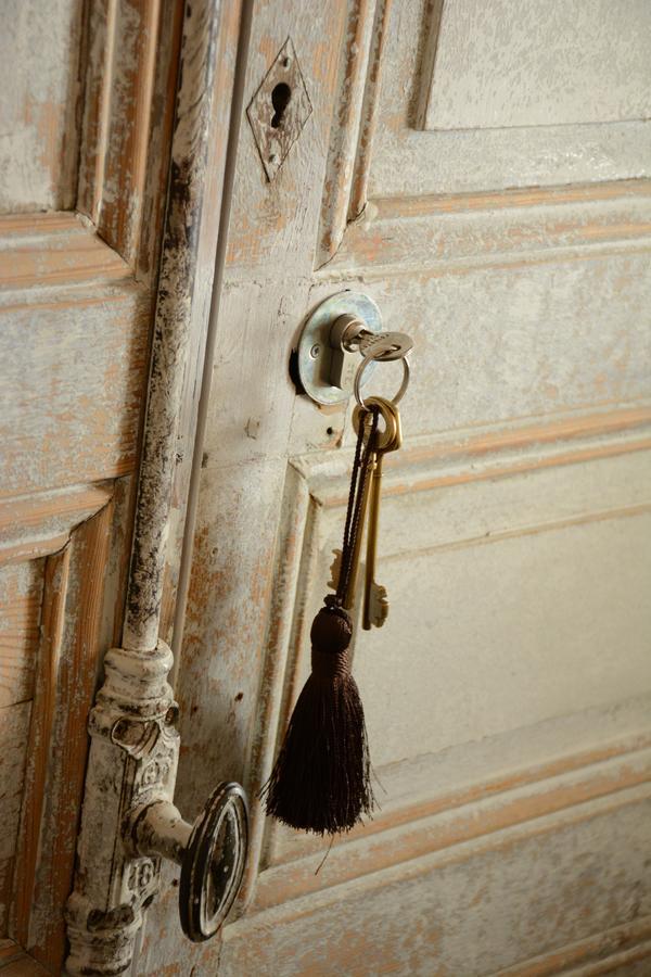 Le Petit Chateau Châteauneuf-de-Gadagne エクステリア 写真